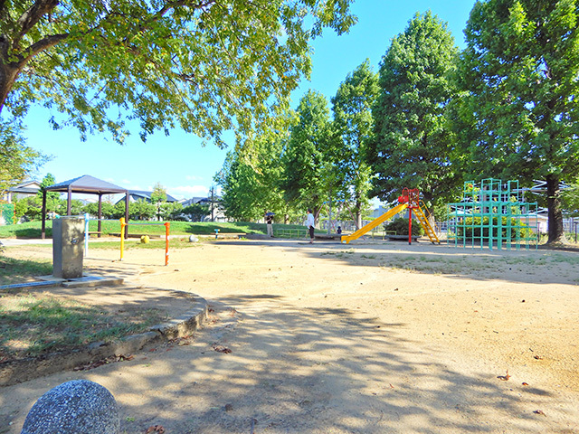 問屋児童公園の写真