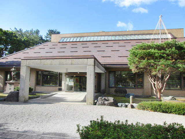 小松市立図書館の写真