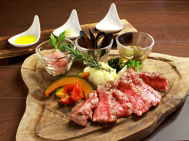 金沢駅周辺で能登牛ランチ 女子会 デートにも うまいじ 牛肉 ブッチャーズ百万石金沢店 肉 焼肉 城下町犀川浅野川間 涌波エリア 金沢ラボ 金沢駅周辺で能登牛ランチ 女子会 デートにも うまいじ 牛肉 ブッチャーズ百万石金沢店 肉 焼肉 城下町犀川浅野川間 涌波エリア 金沢ラボ
