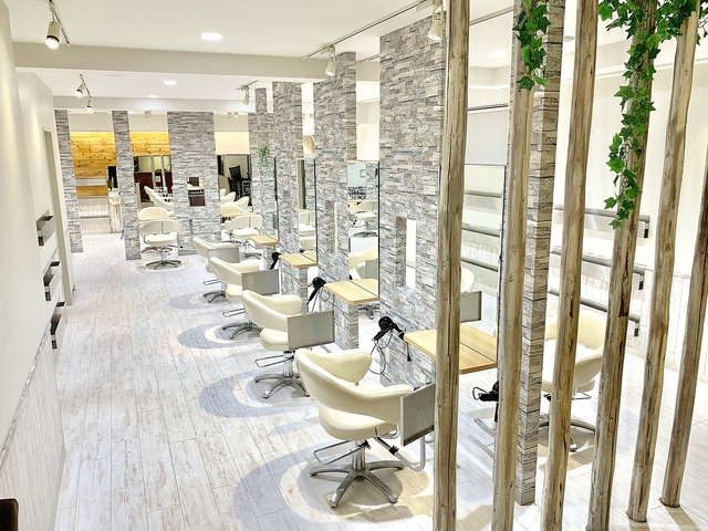 Beauty Salon 1stEND. 三ツ屋店の写真